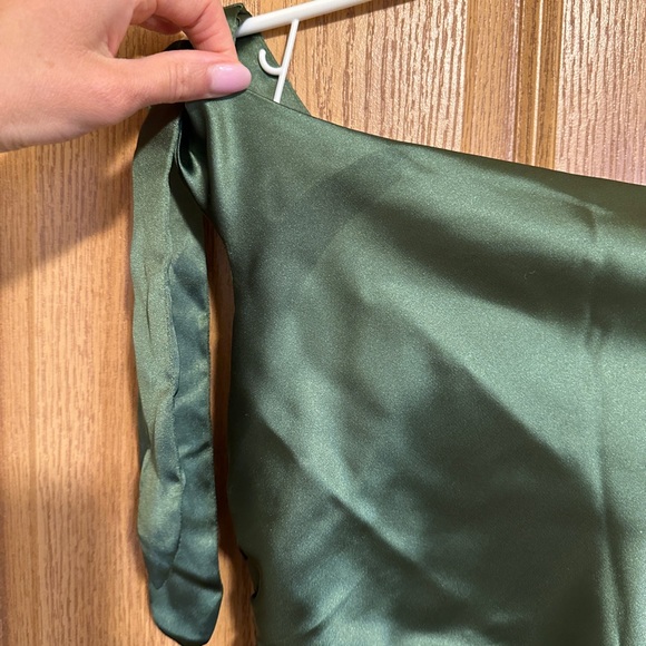 Selma One-Shoulder Satin Gown petal & pup - Picture 3 of 5